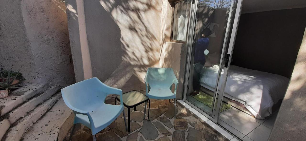 Self-Catering Studio, Unit 3 On Krupp Windhoek Exterior photo
